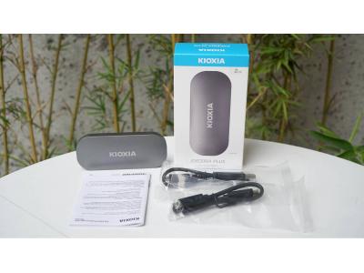 Ổ CỨNG SSD DI ĐỘNG KIOXIA 2TB EXCERIA PLUS PORTABLE - LXD10S002TG8